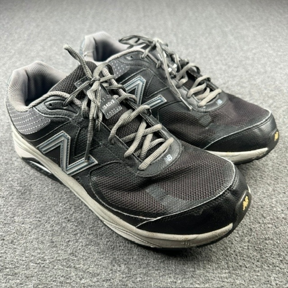New Balance 1540v3 Mens 12 2E Wide Black Grey Running Shoes M1540BK3 ROLLBAR